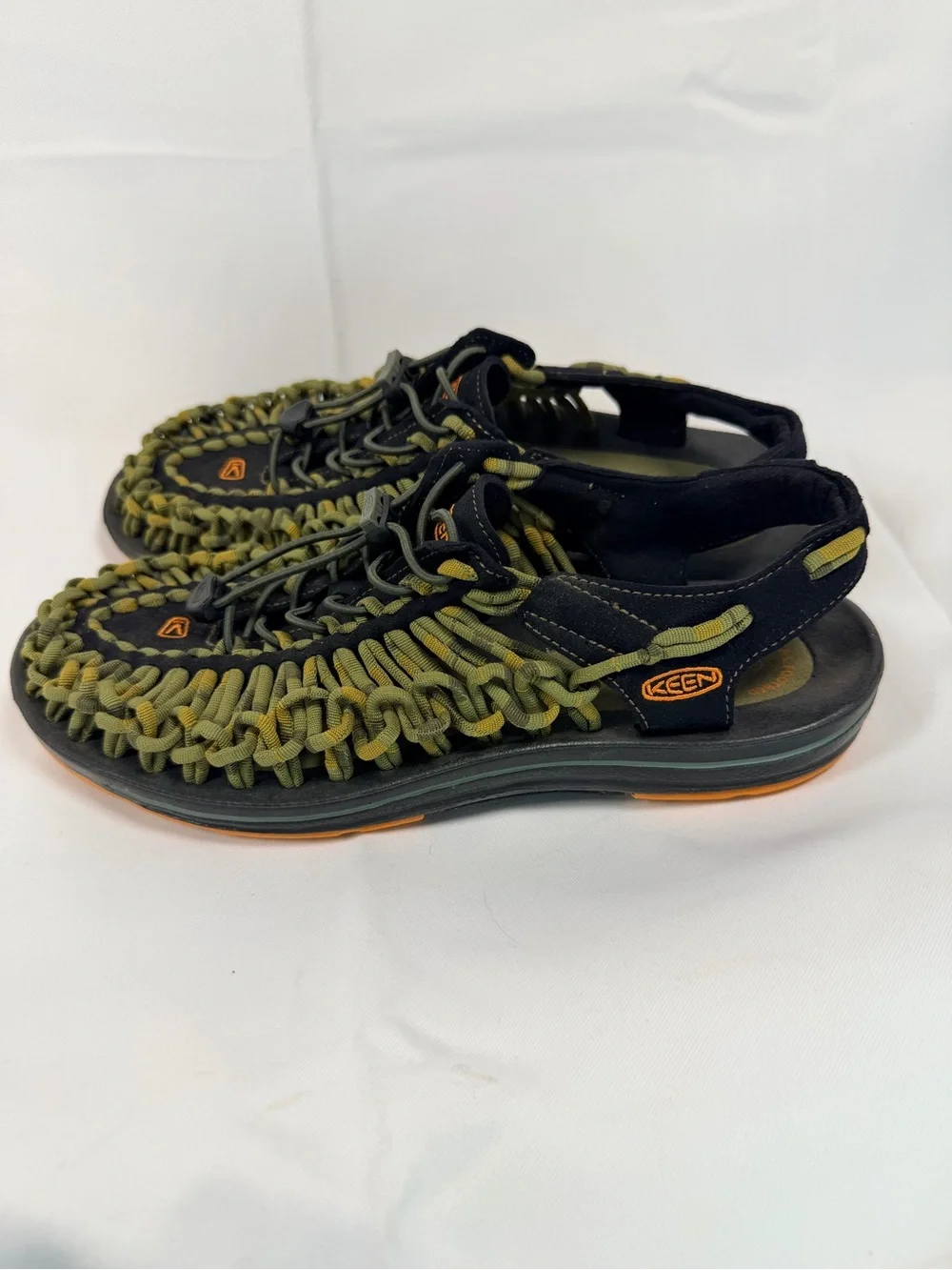 KEEN Men’s Size 10 Shoes Sandals Woven Outdoors Hiking Uneek Style Bungee Cords